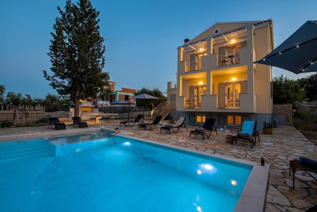 A Casa D' Irene Paxos Villa